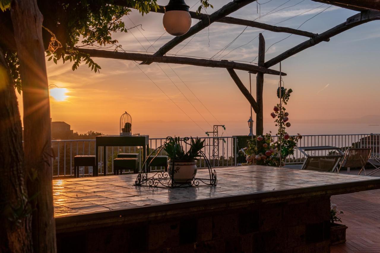 Villa Carolina Sorrento Private Heated Pool And Sea View Εξωτερικό φωτογραφία