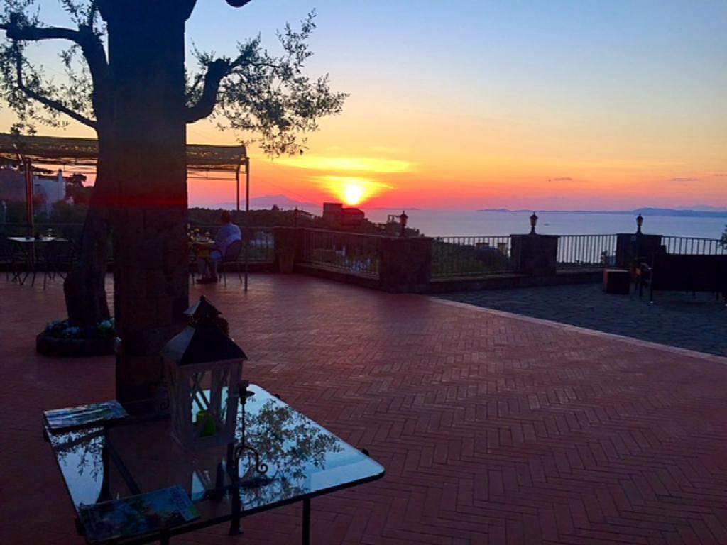 Villa Carolina Sorrento Private Heated Pool And Sea View Εξωτερικό φωτογραφία